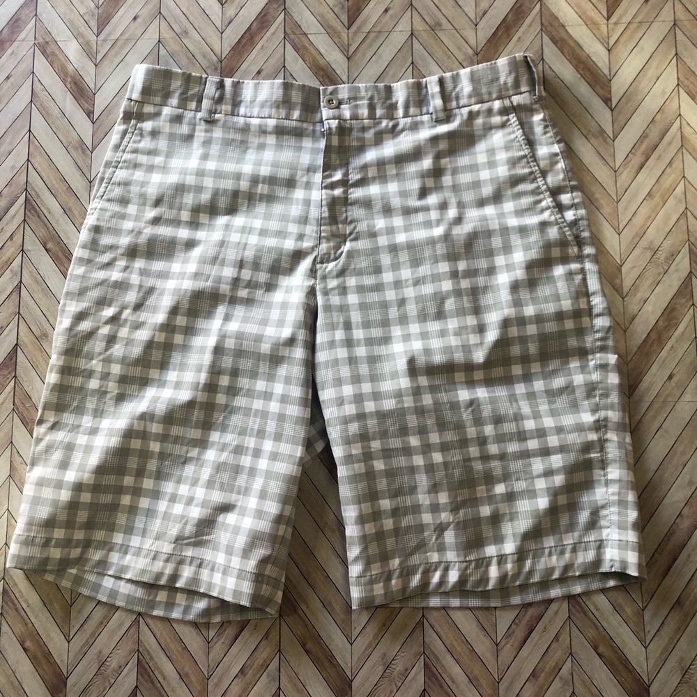 Nike Golf Dri-Fit Plaid Shorts Men’s Size 34